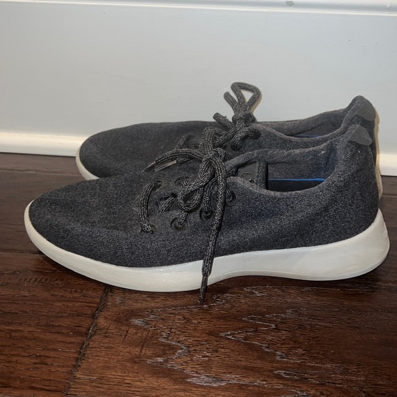 Allbirds Wool Runner Sneakers Size9 - Picture 2 of 7